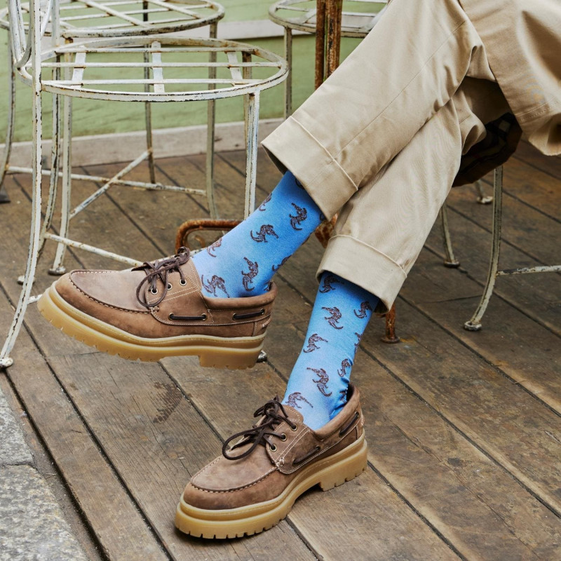 Men's cotton socks with crocodiles tattoo repeat pattern - Blue Macadam | Doré Doré