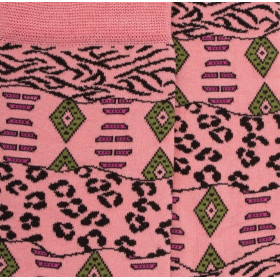 Women's cotton socks with zebra and ethnic repeat pattern - Pink Geranium | Doré Doré